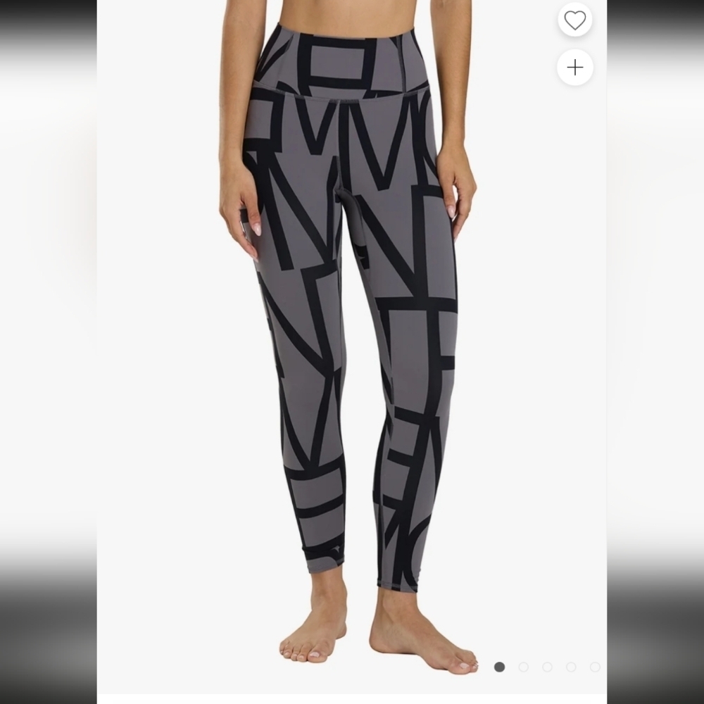 Free Movement Logo "Never Better 7/8 Leggings